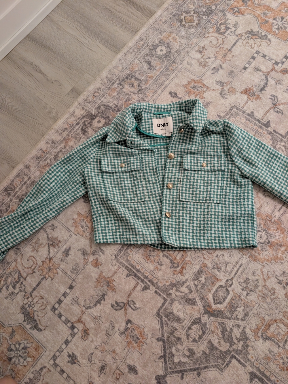 Only Green Houndstooth Cropped Blazer with Gold Buttons - Picture 4 of 5